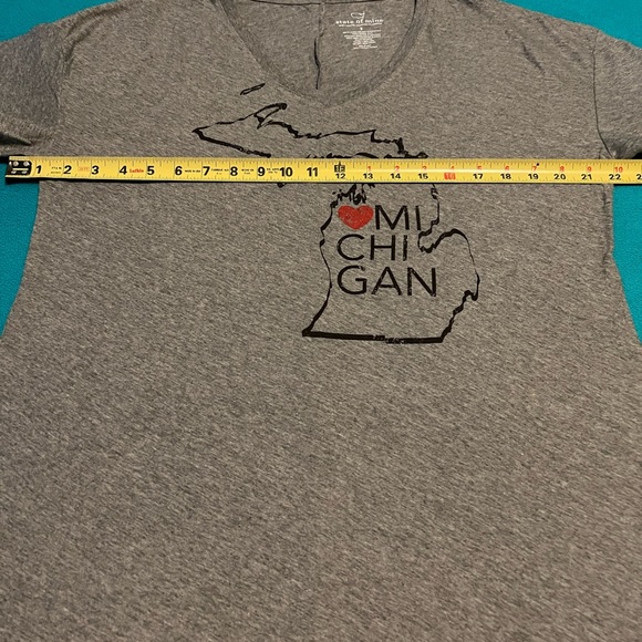 2 fun t shirts from Michigan - Picture 3 of 10